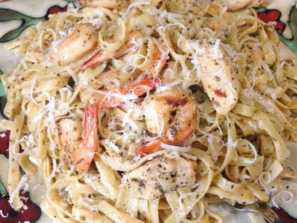 Shrimp and Chicken Mona Lisa Pasta (Brandy, Dill cream)